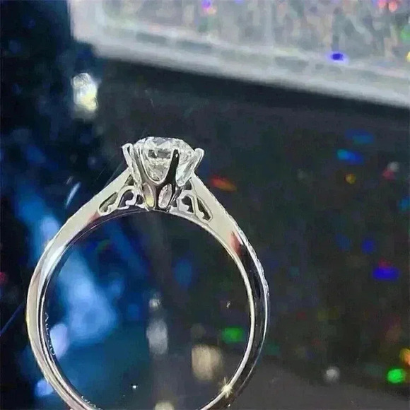 New 925 Silver 1ct Sim Diamond Solitaire Ring - Picture 3 of 4